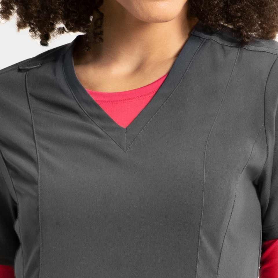 Women's Double Pocket V-Neck Top - Image 27